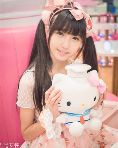 鵝蛋臉扎什么馬尾好看？肉肉臉適合這些發(fā)型