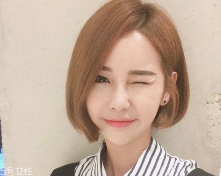 鉆石臉適合什么發(fā)型？流行色也隨之而來