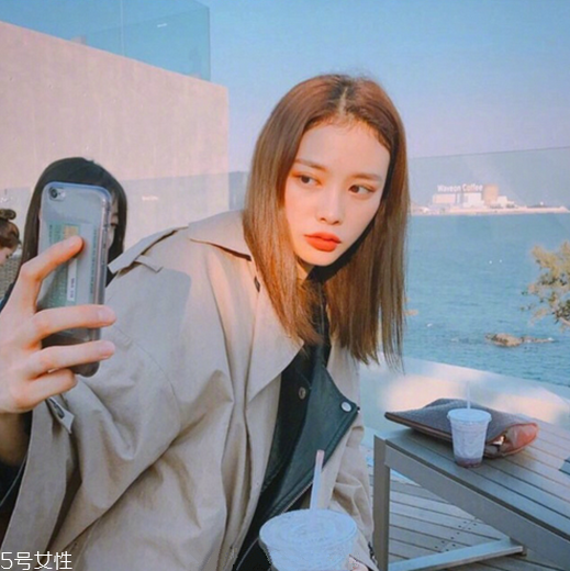 齊肩發(fā)怎么燙好看？女生發(fā)型設(shè)計(jì)與臉形搭配