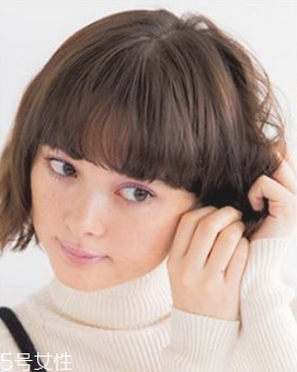 短發(fā)卷發(fā)怎么弄好看？裴秀智發(fā)型同款get