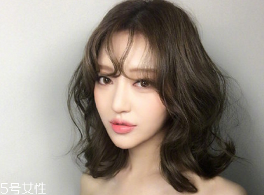 2018最流行的十款發(fā)型 優(yōu)雅簡(jiǎn)單的短發(fā)扎法 2018最流行的十款發(fā)型 優(yōu)雅簡(jiǎn)單的短發(fā)扎法