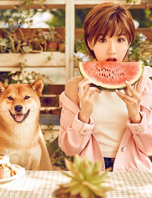 外翹短發(fā)適合什么臉型？再燙內(nèi)扣你就out了