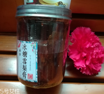 冰糖雪梨膏的功效 冰糖雪梨膏吃了好處多 冰糖雪梨膏的功效 冰糖雪梨膏吃了好處多