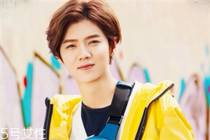 2022最流行發(fā)型顏色男生？男生潮流發(fā)型