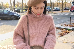 毛衣和衛(wèi)衣哪個暖和？衛(wèi)衣要更加擋風(fēng)