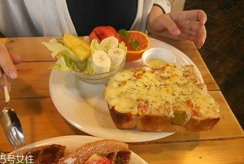 微波爐烤吐司多長時間 食用指南 微波爐烤吐司多長時間 食用指南