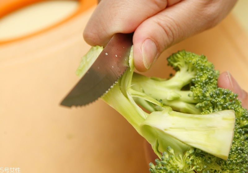 廚房刀具怎么用 5種刀具使用方法 廚房刀具怎么用 5種刀具使用方法