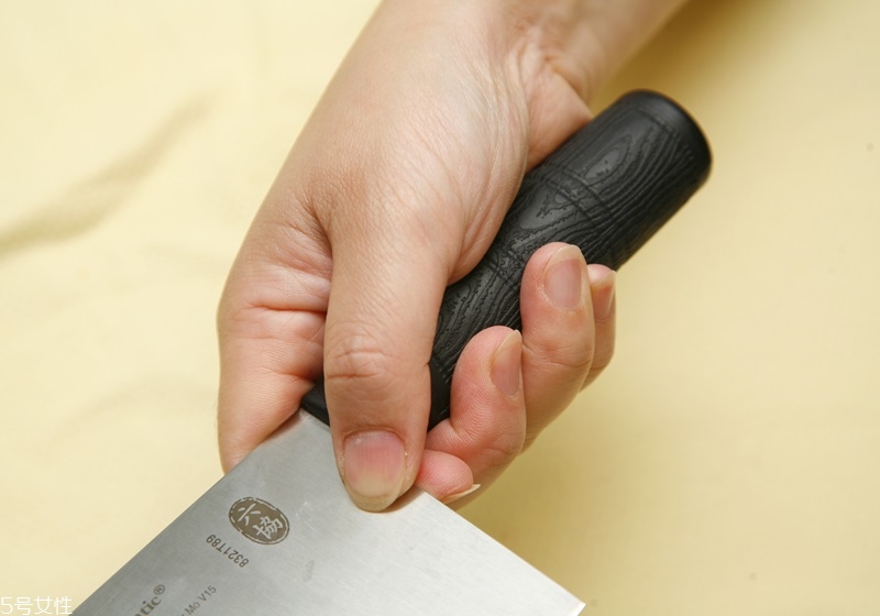 廚房刀具怎么用 5種刀具使用方法 廚房刀具怎么用 5種刀具使用方法