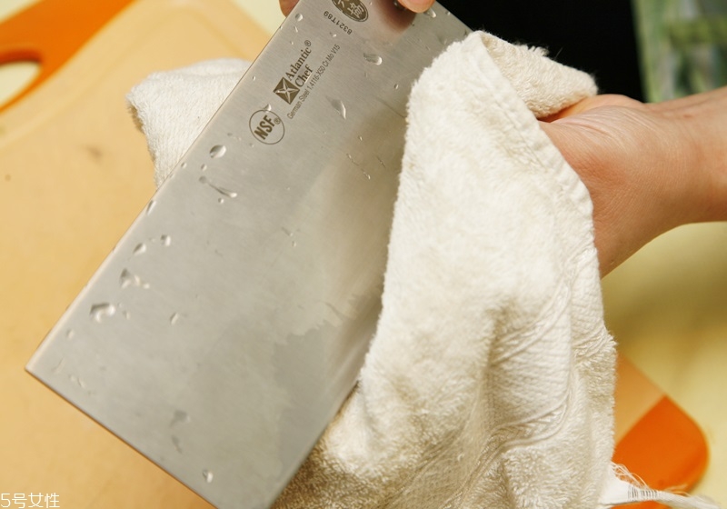 廚房刀具怎么用 5種刀具使用方法 廚房刀具怎么用 5種刀具使用方法