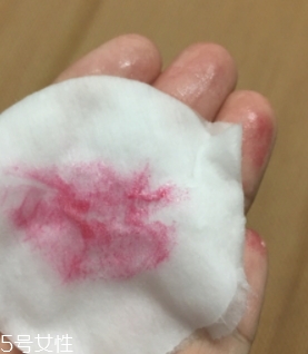 唇彩可以帶上飛機嗎？不用過于擔(dān)心