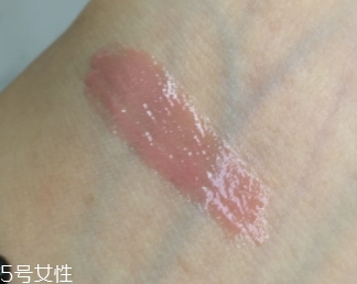 唇彩可以當眼影嗎？不建議這樣使用