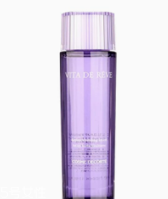 油痘皮適合什么化妝水？盤點油痘皮最愛的化妝水