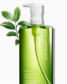 沒有卸妝水怎么卸妝？食用油+洗面奶也能搞定