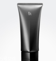 沒有卸妝水怎么卸妝？食用油+洗面奶也能搞定