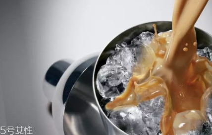 baileys百利甜酒多少度？適合女性的一款酒