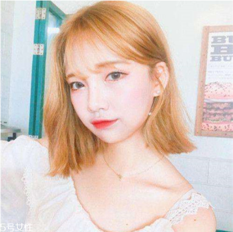 齊肩直發(fā)染什么顏色好看？簡單好看的齊肩發(fā)扎法