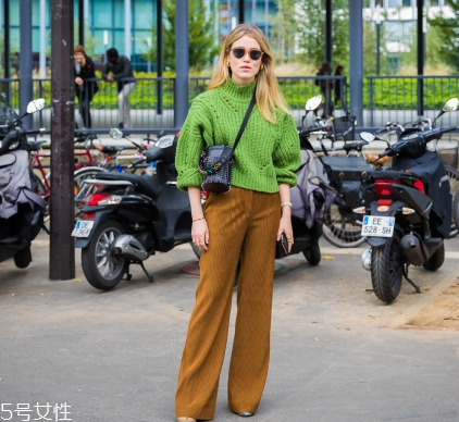 闊腿褲冬天怎么搭配？過一個時髦的冬天
