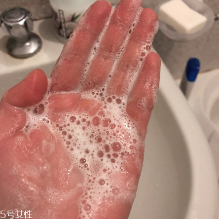 ipsa洗面奶好用嗎？洗完不拔干