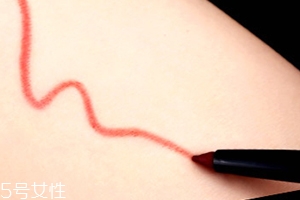 唇膏筆怎么削？原來你一直都用的錯誤方式