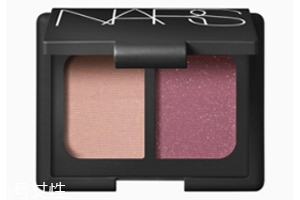 眼線眼影哪個先畫？先畫眼影妝容更持久