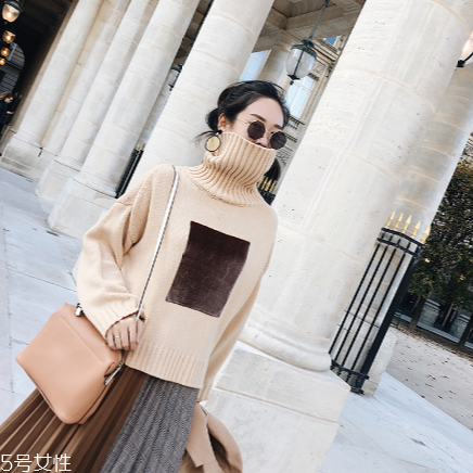 絲絨毛衣怎么搭配？優(yōu)雅氣質(zhì)全靠它