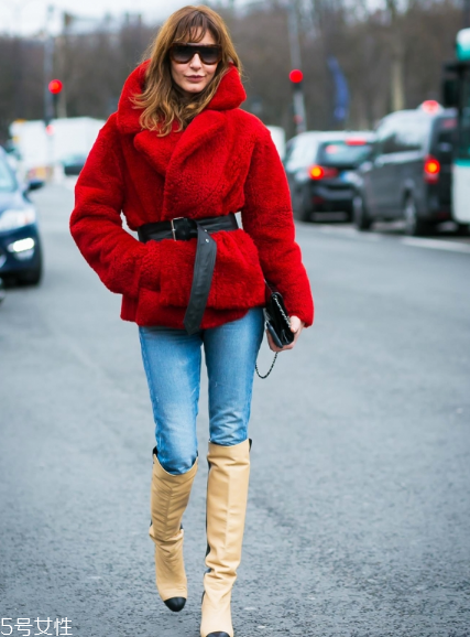 皮草搭配什么鞋子好看？四款鞋子搭配任你選