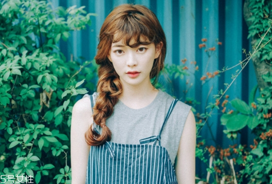 2022最流行的發(fā)色顯白？不同膚色適合不同發(fā)色