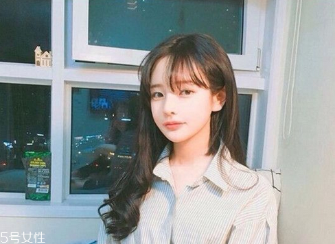 韓式空氣劉海配什么發(fā)型？不失個(gè)性魅力