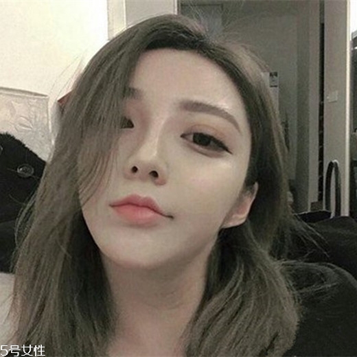 齊肩直發(fā)染什么顏色好看？簡單好看的齊肩發(fā)扎法