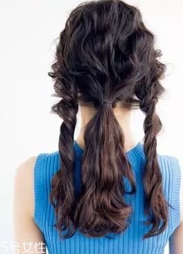 女生冬天長發(fā)怎么編好看？長發(fā)妹紙才懂得的痛