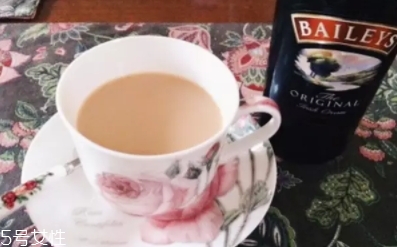 baileys是什么酒？大名鼎鼎的百利甜酒