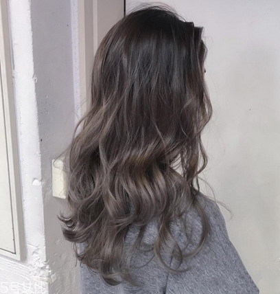 顯白的棕色系發(fā)色有哪些？棕色系發(fā)色大盤點