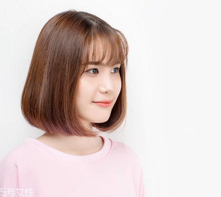 直發(fā)怎么弄卷發(fā)？直發(fā)夾板可以弄內(nèi)扣