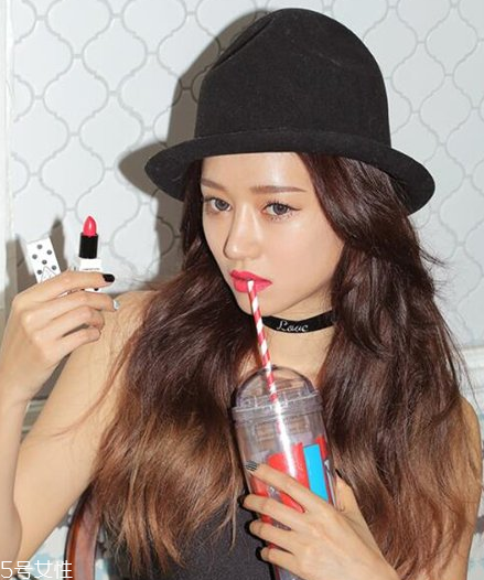 顯白的棕色系發(fā)色有哪些？棕色系發(fā)色大盤點