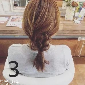 女生冬天長發(fā)怎么編好看？長發(fā)妹紙才懂得的痛