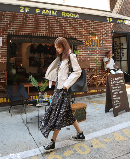 2018流行什么顏色皮衣？為你開啟時(shí)髦春季