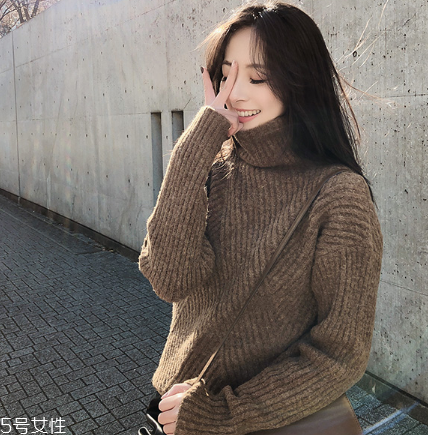 毛衣上的咖啡漬怎么洗？巧用甘油輕松解決