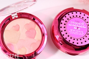 腮紅和眼影可以通用嗎？原來眼影還可以當(dāng)腮紅