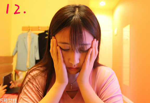 空氣劉海往上翹怎么辦？好前衛(wèi)的空氣劉海