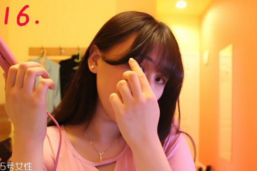 空氣劉海往上翹怎么辦？好前衛(wèi)的空氣劉海