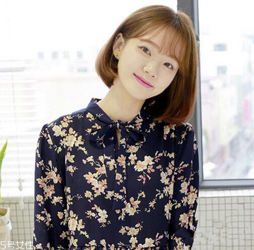 空氣劉海往上翹怎么辦？好前衛(wèi)的空氣劉海