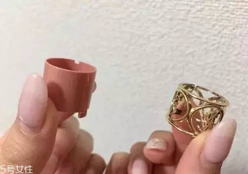 如何選擇口紅色號？口紅必不可少