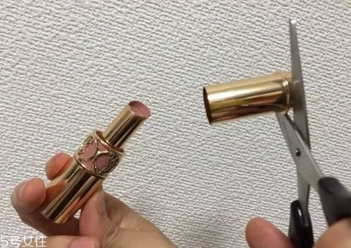 如何選擇口紅色號？口紅必不可少