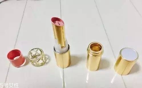 如何選擇口紅色號？口紅必不可少