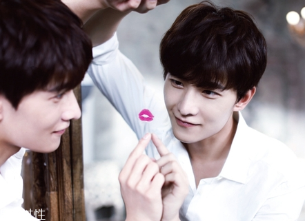 嬌蘭親親567是什么顏色？活色生香吻的秘訣