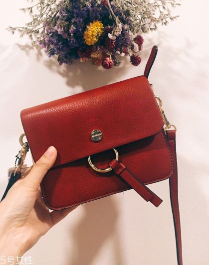 parfois是什么牌子？絕不會(huì)撞的西班牙小潮包