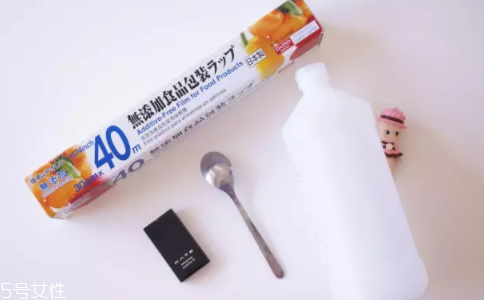 彩妝盤都有什么？小巧輕便型彩妝盤適合日常