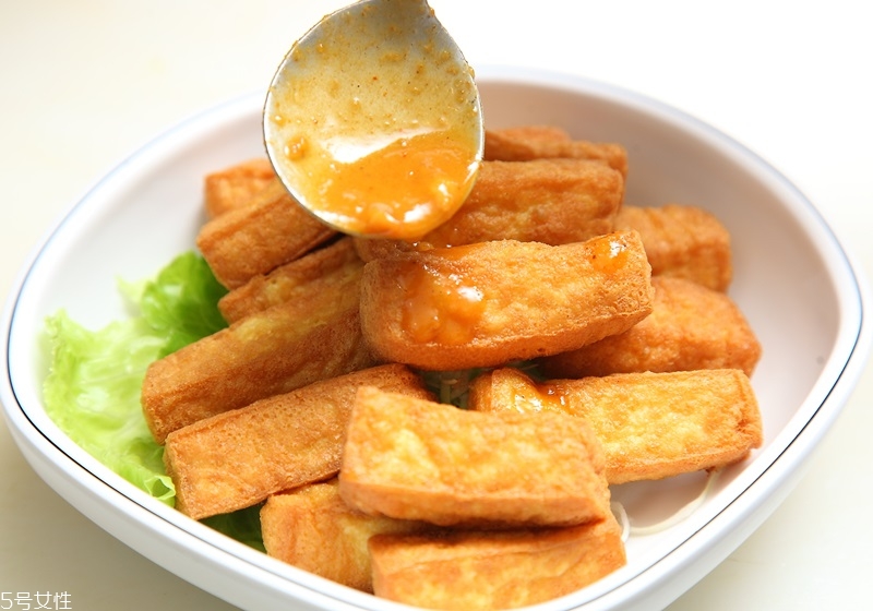 各種豆腐的區(qū)別與做法 各種豆腐怎么做最好吃 各種豆腐的區(qū)別與做法 各種豆腐怎么做最好吃