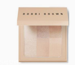 買粉餅好還是散粉？精致女孩粉餅是標(biāo)配