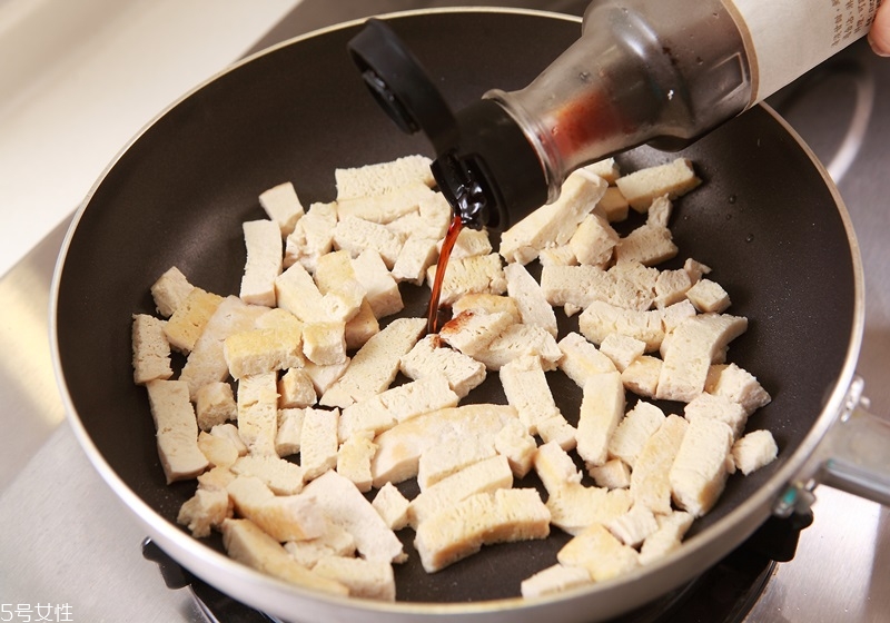 各種豆腐的區(qū)別與做法 各種豆腐怎么做最好吃 各種豆腐的區(qū)別與做法 各種豆腐怎么做最好吃